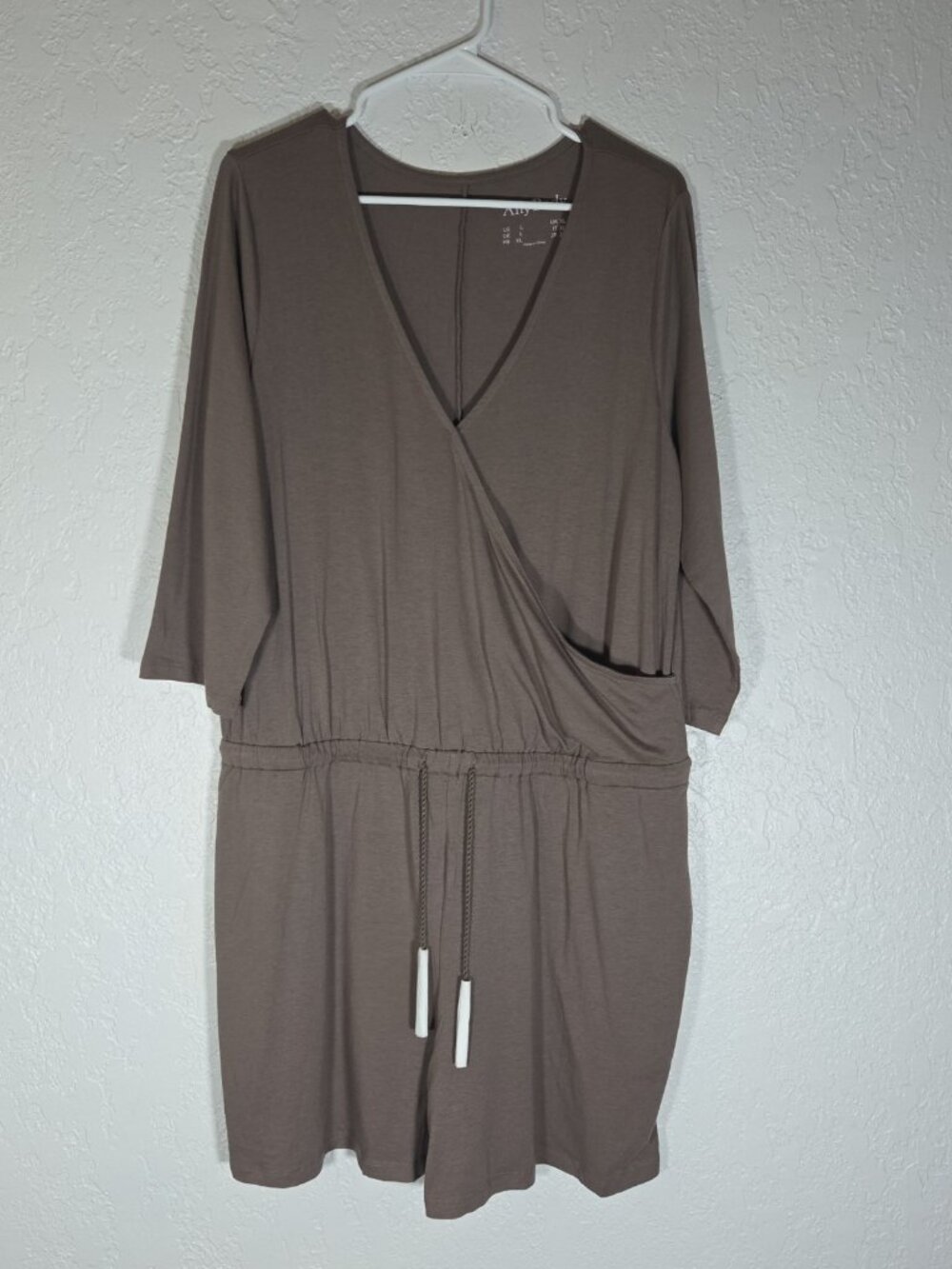 AnyBody Cozy Knit Jersey 3/4 Sleeve 5" Short Romper Brown Stretch Large